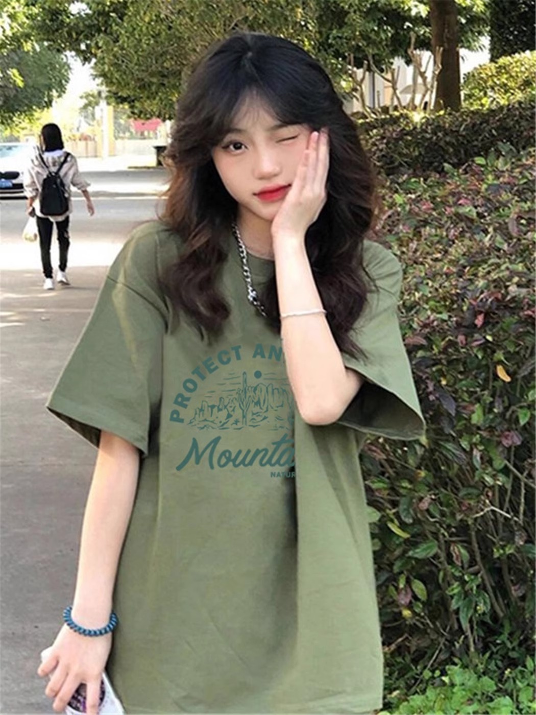 Plus Size Avocado Green Cotton Short Sleeve T-Shirt, Unisex Korean Style Loose Fit Top for Students and Plus-Size Fashion. Plus Size Avocado Green Cotton Short Sleeve T-Shirt, Unisex Korean Style Loose Fit Top for Students and Plus-Size Fashion.