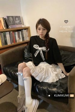 Plus-Size Black Lace Bow Short Sleeve T-Shirt - Loose Mid-Length Korean Style Top for Women