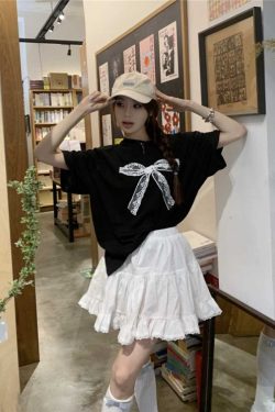 Plus-Size Black Lace Bow Short Sleeve T-Shirt - Loose Mid-Length Korean Style Top for Women