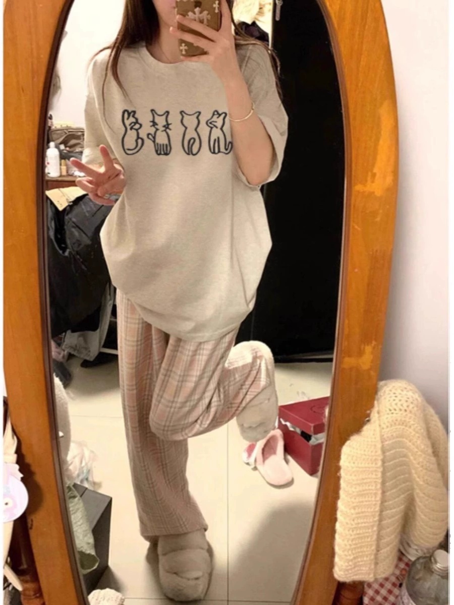 Plus Size Cartoon Fun Vintage Pure Cotton Short Sleeve T-Shirt for Couples - Unisex Loose Fit, Y2K Style, INS Trend Plus Size Cartoon Fun Vintage Pure Cotton Short Sleeve T-Shirt for Couples - Unisex Loose Fit, Y2K Style, INS Trend