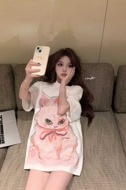 Plus Size Cat Print Mid-Length T-Shirt for Women - Round Neck, Short Sleeve, Loose Casual, Korean Style Cotton Top