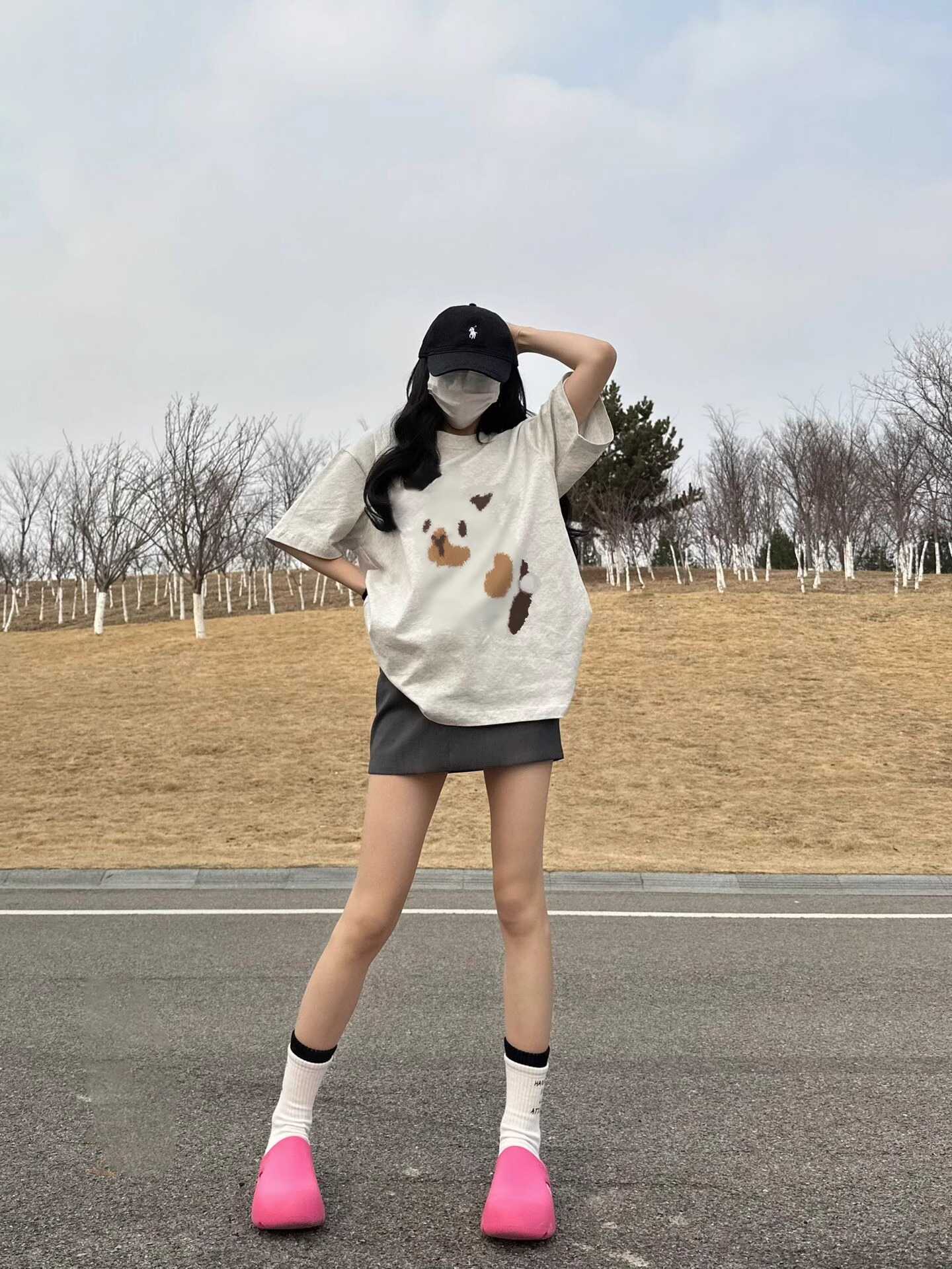 Plus Size Gray Floral Short Sleeve T-Shirt for Women - American Style Loose Fit Cotton Top for Summer Fashion Plus Size Gray Floral Short Sleeve T-Shirt for Women - American Style Loose Fit Cotton Top for Summer Fashion