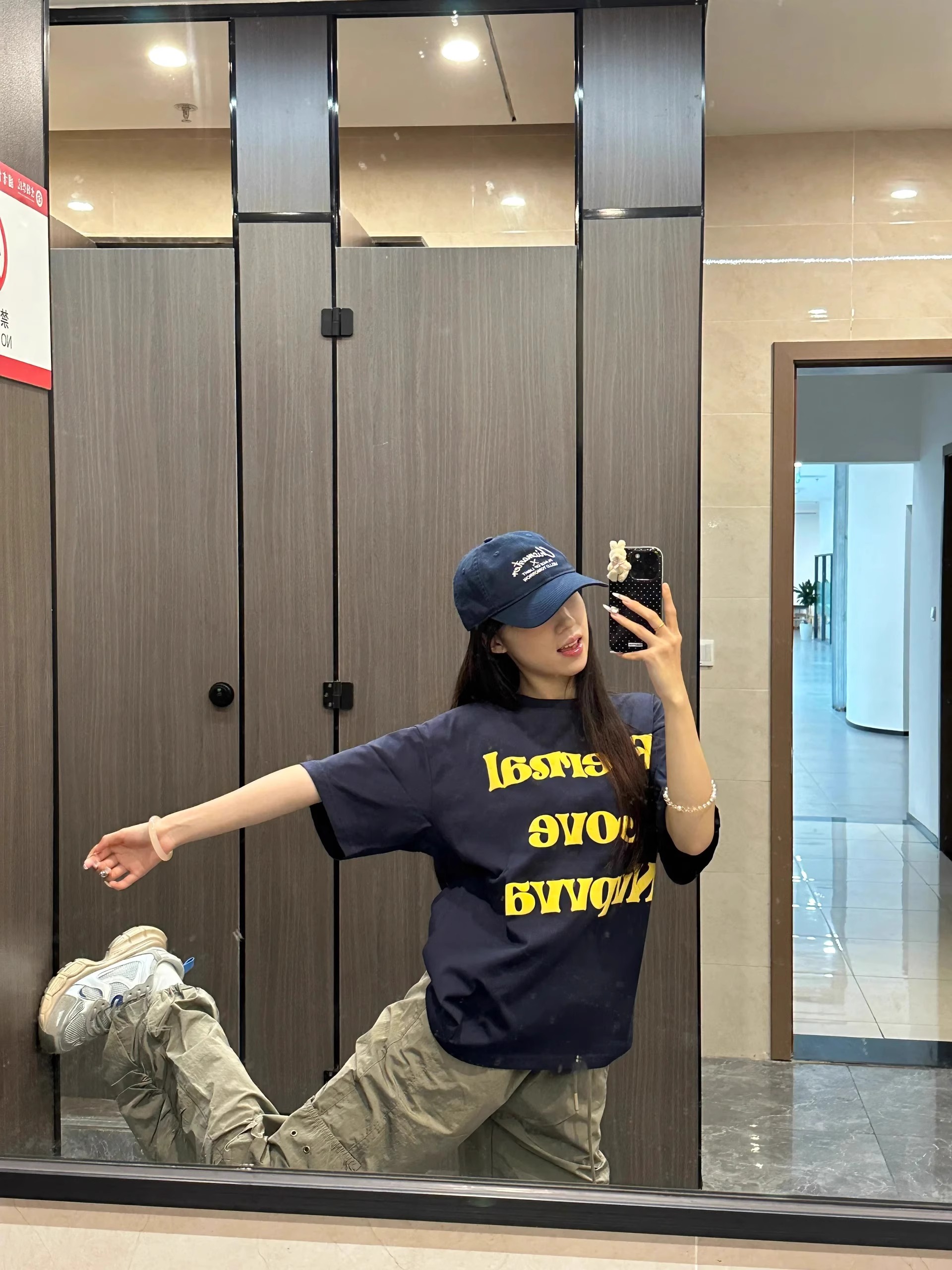 Plus Size Oversized Retro American Style Pure Cotton Short Sleeve T-Shirt for Men and Women - Trendy Hong Kong Chic Plus Size Oversized Retro American Style Pure Cotton Short Sleeve T-Shirt for Men and Women - Trendy Hong Kong Chic