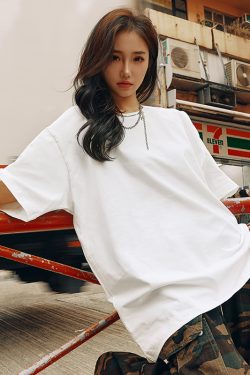 Plus Size Solid Color Basic Short Sleeve T-Shirt for Men - Trendy Loose Bat Sleeve Design, Comfortable and Stylish Everyday Wear