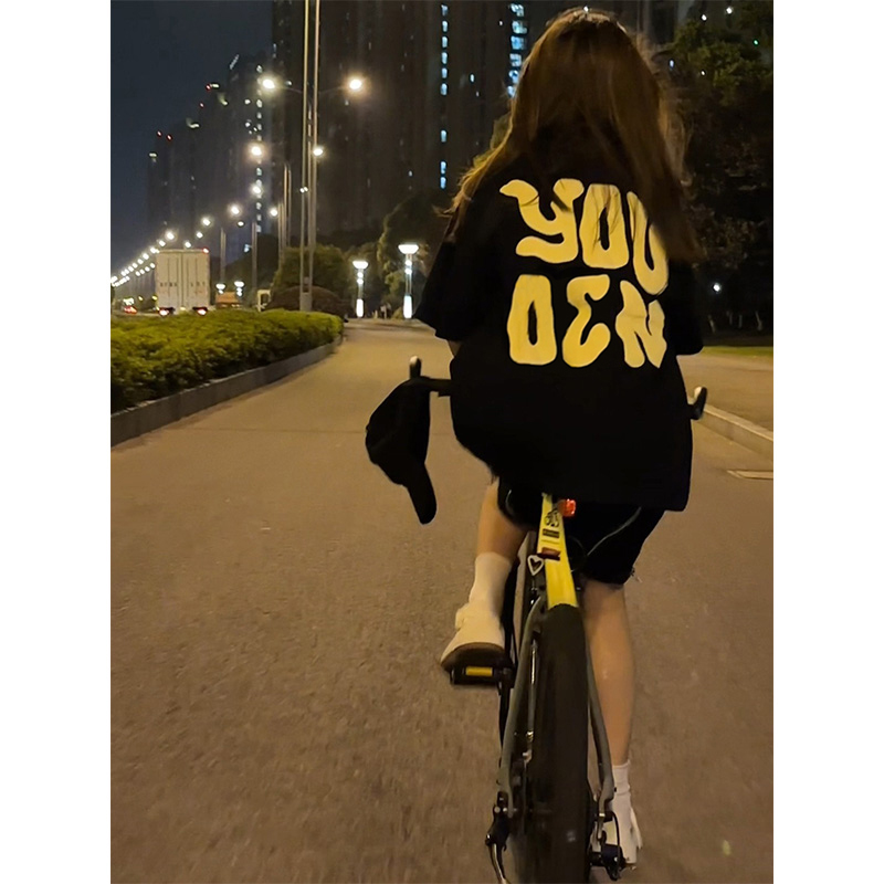 Plus Size Women's American Retro Quirky Letter Short Sleeve T-Shirt - Loose Fit High Street Style Plus Size Women's American Retro Quirky Letter Short Sleeve T-Shirt - Loose Fit High Street Style