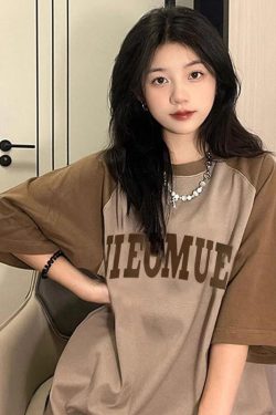 Plus Size Women's American Vintage Pure Cotton Raglan Short-Sleeve T-Shirt - Chic Loose Design, Niche Hong Kong Style