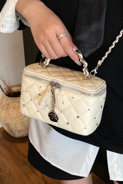 Quilted Chain Bucket Bag - Minimalist Elegant Shoulder Bag for Summer 2025, Exquisite and Trendy Design