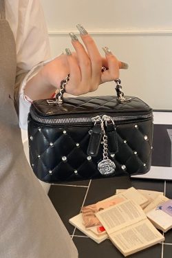 Quilted Chain Bucket Bag - Minimalist Elegant Shoulder Bag for Summer 2025, Exquisite and Trendy Design