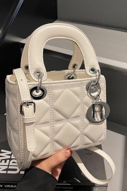 Quilted Chanel-Style Handbag for Women, 2025 Spring Versatile Shoulder Bag, High-End Crossbody Design, Fashionable Chic Accessory