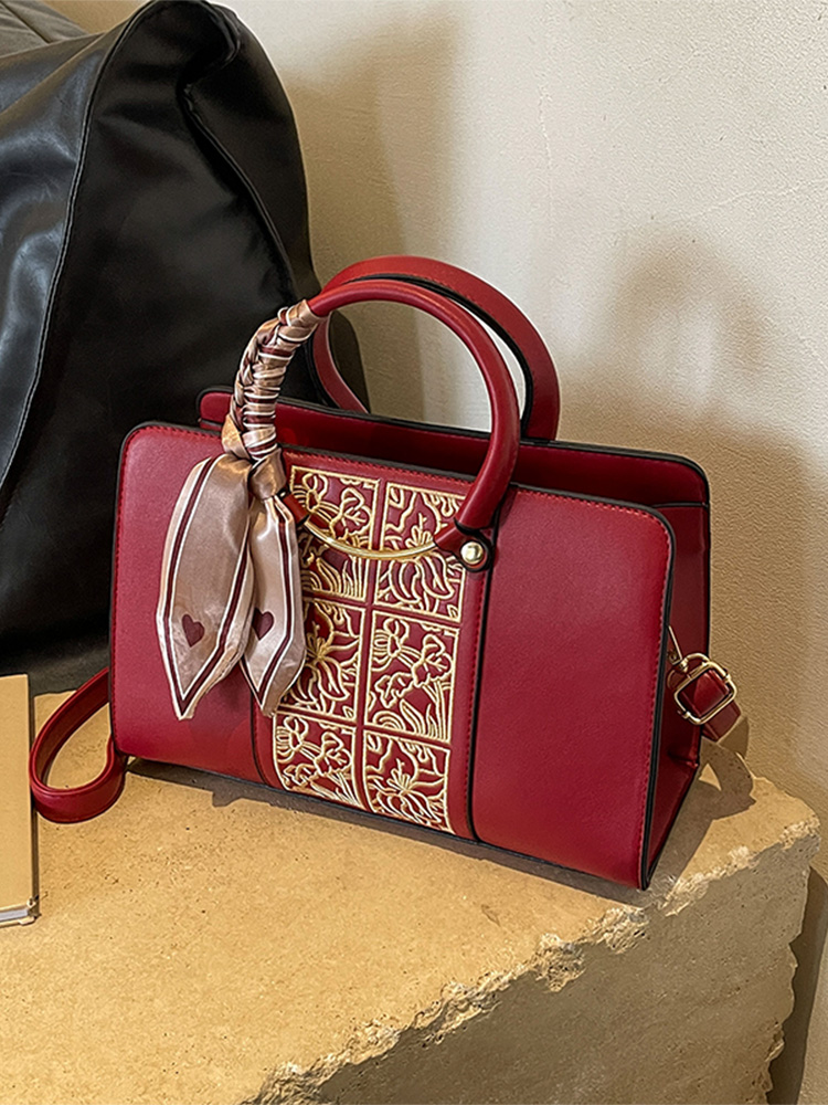 Red Tote Handbag for Women - 2025 High-End Wedding Crossbody Bag, Stylish Shoulder Bag for Bridesmaids and Brides Red Tote Handbag for Women - 2025 High-End Wedding Crossbody Bag, Stylish Shoulder Bag for Bridesmaids and Brides