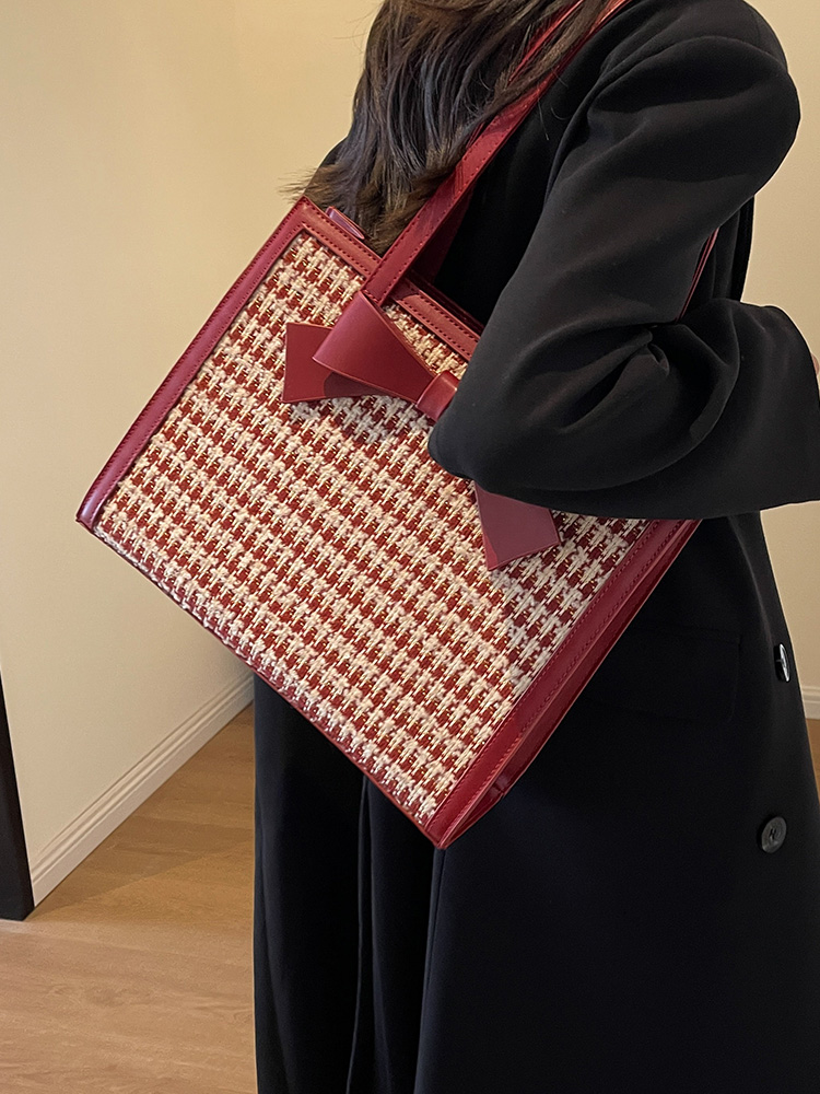 Red Women's Handbag - 2025 New Style Shoulder Bag, Large Capacity Tote for Daily Use, Weddings, Bridesmaids & Brides Red Women's Handbag - 2025 New Style Shoulder Bag, Large Capacity Tote for Daily Use, Weddings, Bridesmaids & Brides