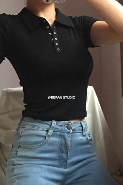 Retro Academy Collared Button Short Sleeve Ribbed Cotton T-Shirt – Comfortable Solid Color Top for Casual 90s and Y2K Style