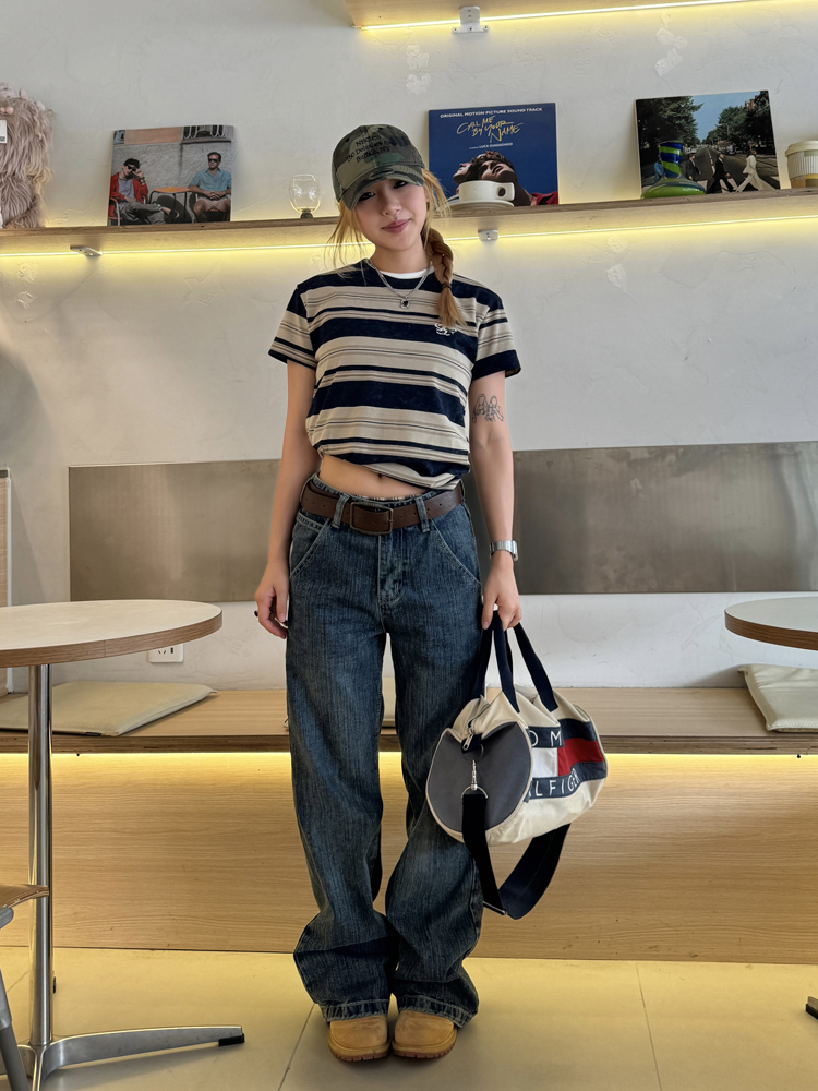 Retro American Striped Loose Short Sleeve T-Shirt for Women - Summer 2024 INS Style Top, Casual Y2K Fashion Retro American Striped Loose Short Sleeve T-Shirt for Women - Summer 2024 INS Style Top, Casual Y2K Fashion