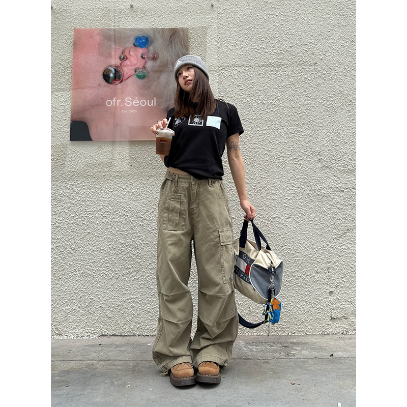 Retro American-Style Multi-Pocket Wide-Leg Work Pants for Men and Women - Casual Slimming Loose Fit Long Trousers Retro American-Style Multi-Pocket Wide-Leg Work Pants for Men and Women - Casual Slimming Loose Fit Long Trousers