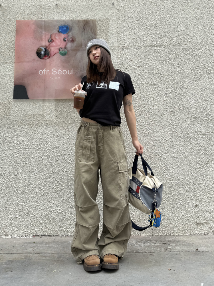 Retro American-Style Multi-Pocket Wide-Leg Work Pants for Men and Women - Casual Slimming Loose Fit Long Trousers Retro American-Style Multi-Pocket Wide-Leg Work Pants for Men and Women - Casual Slimming Loose Fit Long Trousers