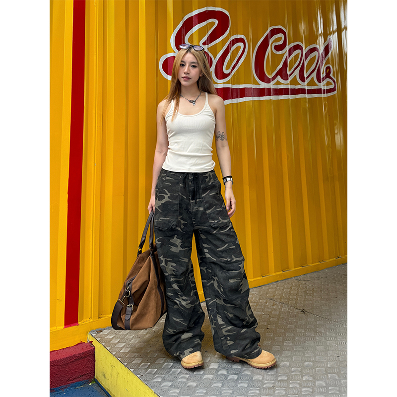 Retro Camouflage Straight Tube Pleated Pants with Waist Belt - Casual Loose Fit Long Pants for Y2K Style and Workwear Retro Camouflage Straight Tube Pleated Pants with Waist Belt - Casual Loose Fit Long Pants for Y2K Style and Workwear