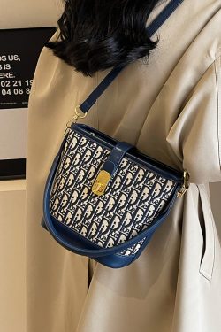 Retro Casual Bucket Bag for Women - High-End Fashion Shoulder Bag - 2025 Autumn Winter Niche Design