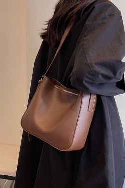 Retro Casual Shoulder Bag for Women - Trendy Spring Summer 2025 Bucket Crossbody Bag for Commuting and Everyday Use
