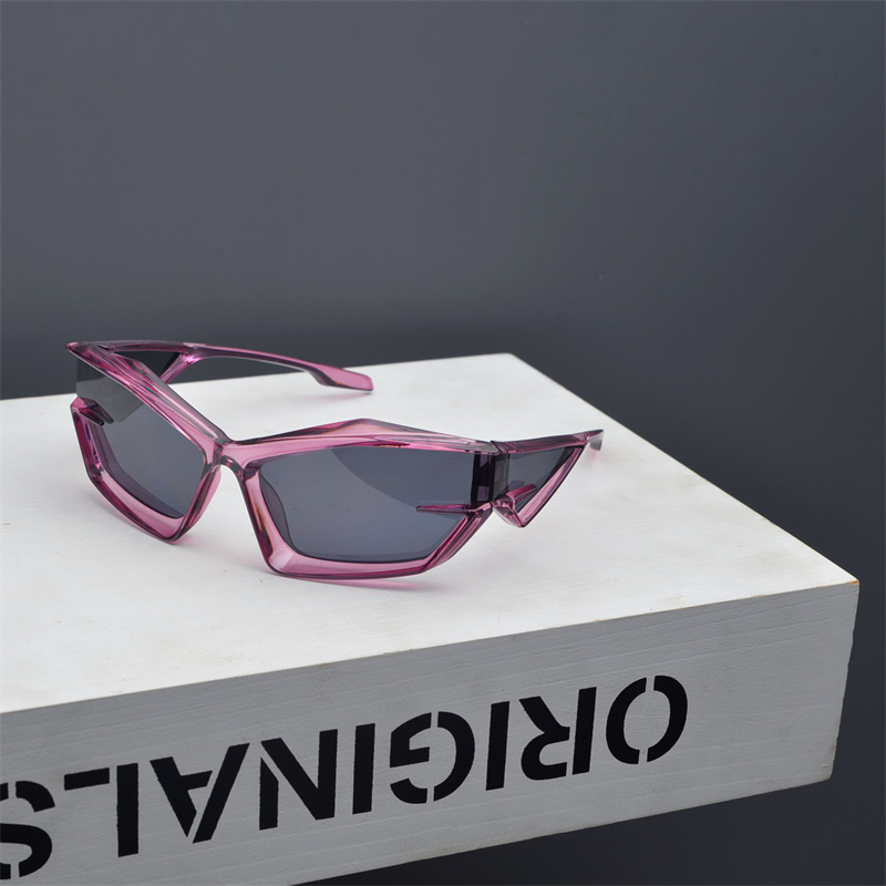 Retro Cat-Eye Punk Sunglasses for Men and Women - Trendy Futuristic Alien Style - Millennial Spicy Girl Fashion Accessory Retro Cat-Eye Punk Sunglasses for Men and Women - Trendy Futuristic Alien Style - Millennial Spicy Girl Fashion Accessory