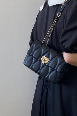 Retro Chain Bag for Women - Versatile Spring/Summer Shoulder & Crossbody Small Bag - 2025 Niche Design