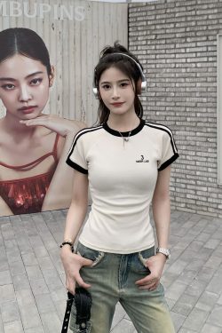 Retro Color-Blocking Short Sleeve T-Shirt for Women - 2024 Summer Raglan Sleeve Slim Fit Top, Y2K Inspired Fashion
