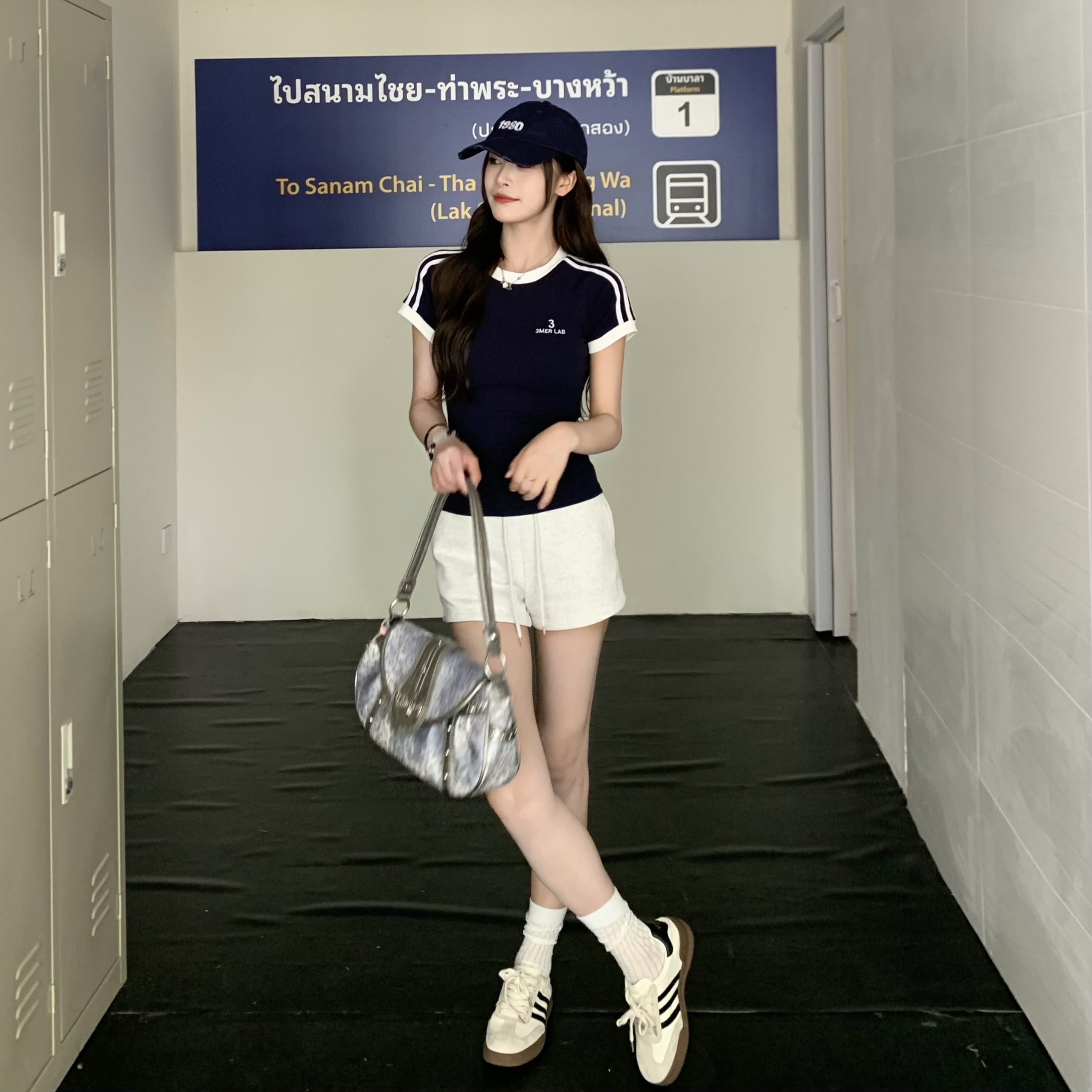 Retro Color-Blocking Short Sleeve T-Shirt for Women - 2024 Summer Raglan Sleeve Slim Fit Top, Y2K Inspired Fashion Retro Color-Blocking Short Sleeve T-Shirt for Women - 2024 Summer Raglan Sleeve Slim Fit Top, Y2K Inspired Fashion