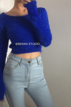 Retro Cute Multicolor Fluffy Feather Yarn Round Neck High Waist Cropped Long Sleeve Knitted Top, Y2K Inspired Fashion