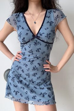 Retro Deep V Floral Dress for Women - Waist-Cinching Slim-Fit A-Line Short Skirt, European American Style, Perfect for 90s and Y2K Looks
