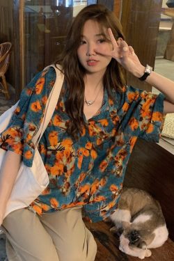 Retro Floral Loose Short Sleeve Shirt for Women - Summer Hawaiian Beach Top, Casual Vacation Style