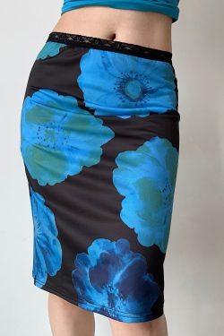 Retro Floral Printed Pencil Skirt with Lace Trim - European American Style Short Skirt for a Chic 90s Inspired Look