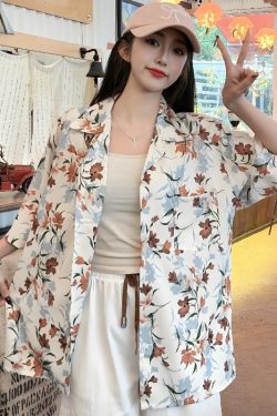 Retro Floral Short Sleeve Shirt for Women - Loose Casual Hawaiian Style Ice Silk Top for Beach Wear