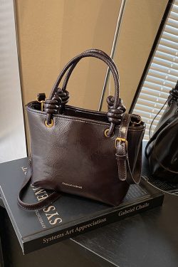 Retro Handheld Bucket Bag for Women - Minimalist Casual Shoulder Bag, 2025 Autumn Winter Style, Korean Fashion Trend