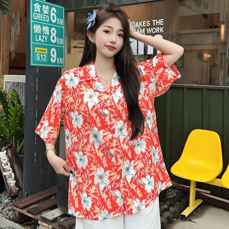 Retro Hong Kong Style Short-Sleeved Floral Shirt for Women - Hawaiian Batik Collar Loose Casual Top for Seaside Vacation Retro Hong Kong Style Short-Sleeved Floral Shirt for Women - Hawaiian Batik Collar Loose Casual Top for Seaside Vacation