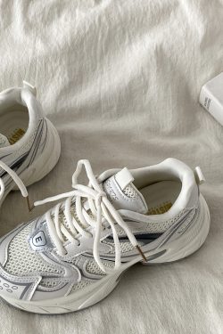 Retro Hong Kong Style Thick-Soled Height-Increasing Dad Shoes for Women - Trendy, Lightweight, Versatile Casual Sports Footwear