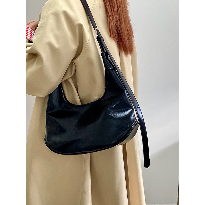 Retro Large Capacity Dumpling Bag for Women - Versatile Shoulder Crossbody Underarm Bag - 2025 Niche Design Retro Large Capacity Dumpling Bag for Women - Versatile Shoulder Crossbody Underarm Bag - 2025 Niche Design