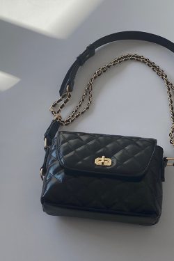 Retro Lock Buckle Underarm Bag for Women - Spring Summer Crossbody Shoulder Bag - Small Niche Design