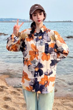 Retro Loose Long Sleeve Floral Shirt for Women – Autumn Hawaiian Beach Top, Unique Casual Style