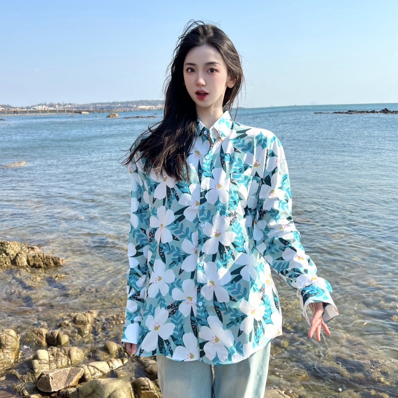 Retro Loose Long Sleeve Floral Shirt for Women – Autumn Hawaiian Beach Top, Unique Casual Style Retro Loose Long Sleeve Floral Shirt for Women – Autumn Hawaiian Beach Top, Unique Casual Style