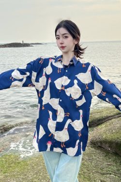 Retro Loose Long Sleeve Floral Shirt for Women – Autumn Hawaiian Beach Top, Unique Casual Style