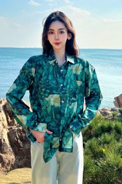 Retro Loose Long Sleeve Floral Shirt for Women – Autumn Hawaiian Beach Top, Unique Casual Style