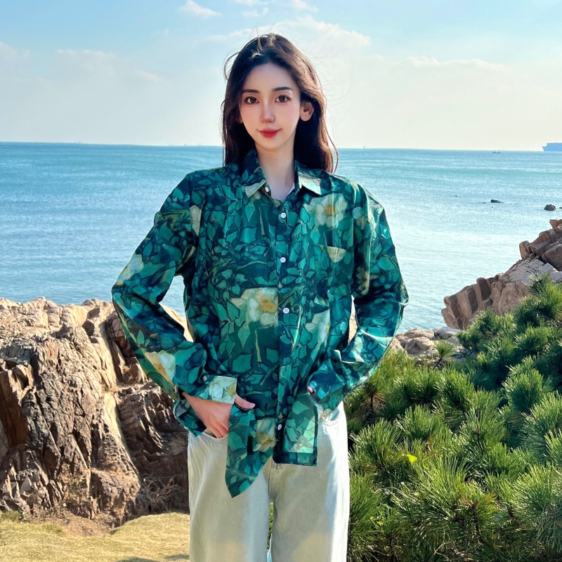 Retro Loose Long Sleeve Floral Shirt for Women – Autumn Hawaiian Beach Top, Unique Casual Style Retro Loose Long Sleeve Floral Shirt for Women – Autumn Hawaiian Beach Top, Unique Casual Style