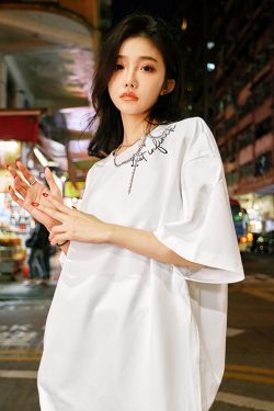 Retro Minimalist Letter Short Sleeve T-Shirt for Men and Women - Trendy Loose Fit Summer Tee, 90s Style, Unisex Fashion 2025