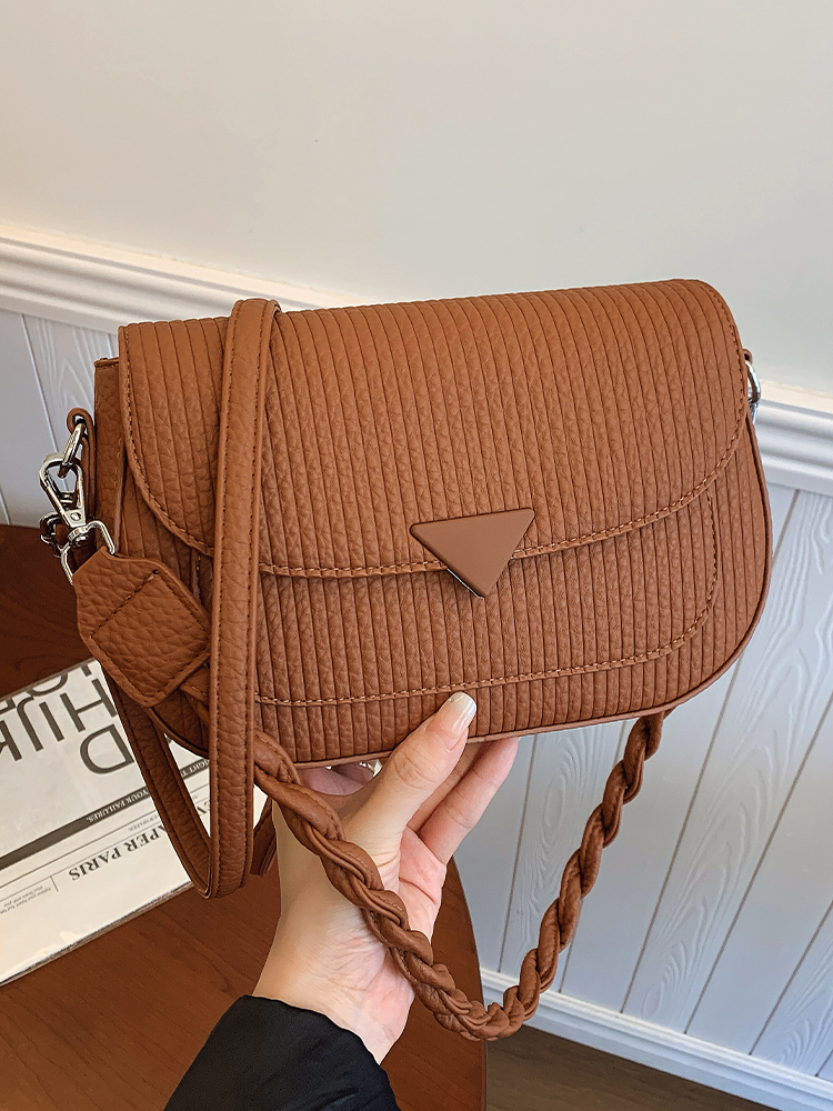Retro Minimalist Saddle Bag for Women - 2025 Spring Casual Shoulder Bag, Trendy Versatile Design Retro Minimalist Saddle Bag for Women - 2025 Spring Casual Shoulder Bag, Trendy Versatile Design