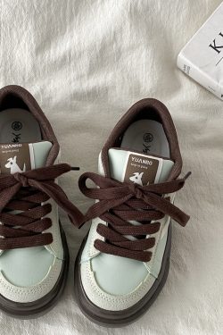 Retro Mint Green Board Shoes for Women - Spring 2025 Casual Sports Sneakers with Thick Sole, Versatile Y2K Style for Students