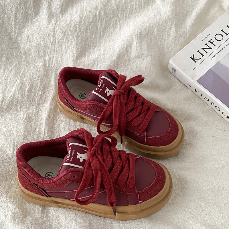 Retro Mint Green Board Shoes for Women - Spring 2025 Casual Sports Sneakers with Thick Sole, Versatile Y2K Style for Students Retro Mint Green Board Shoes for Women - Spring 2025 Casual Sports Sneakers with Thick Sole, Versatile Y2K Style for Students