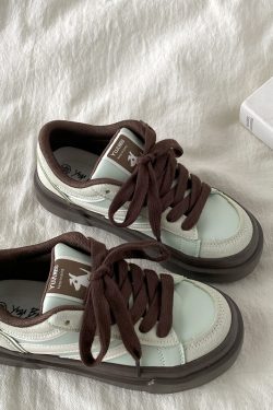 Retro Mint Green Board Shoes for Women - Spring 2025 Casual Sports Sneakers with Thick Sole, Versatile Y2K Style for Students