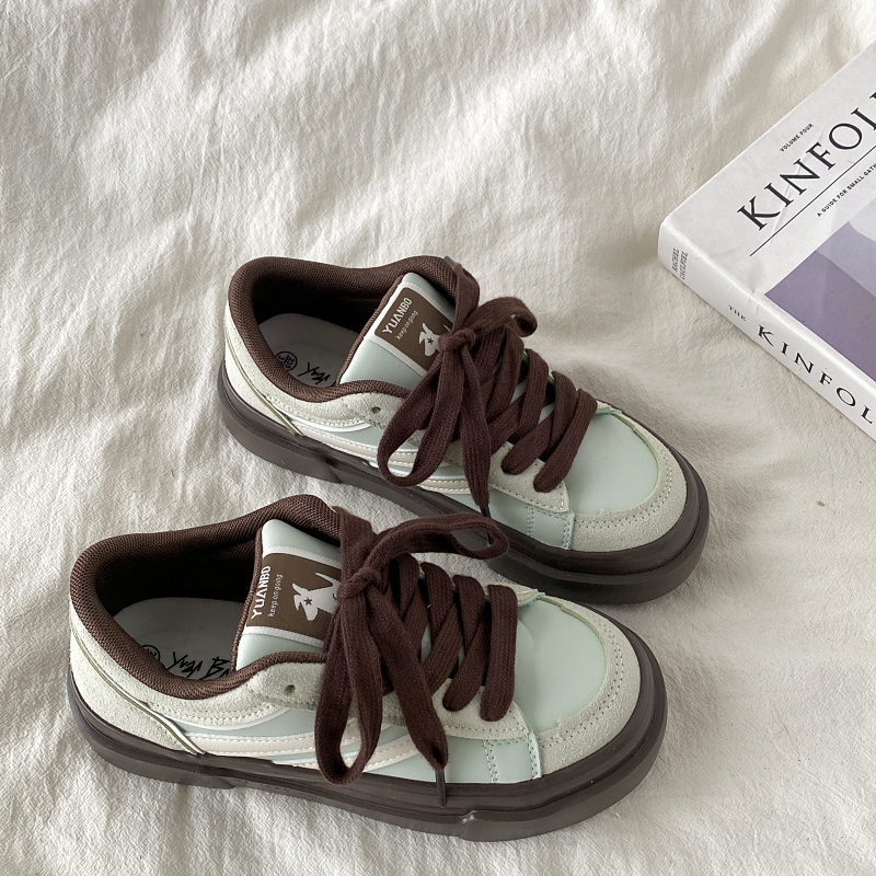 Retro Mint Green Board Shoes for Women - Spring 2025 Casual Sports Sneakers with Thick Sole, Versatile Y2K Style for Students Retro Mint Green Board Shoes for Women - Spring 2025 Casual Sports Sneakers with Thick Sole, Versatile Y2K Style for Students