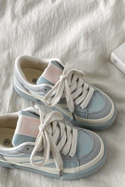 Retro Mint Green Board Shoes for Women - Spring 2025 Casual Sports Sneakers with Thick Sole, Versatile Y2K Style for Students