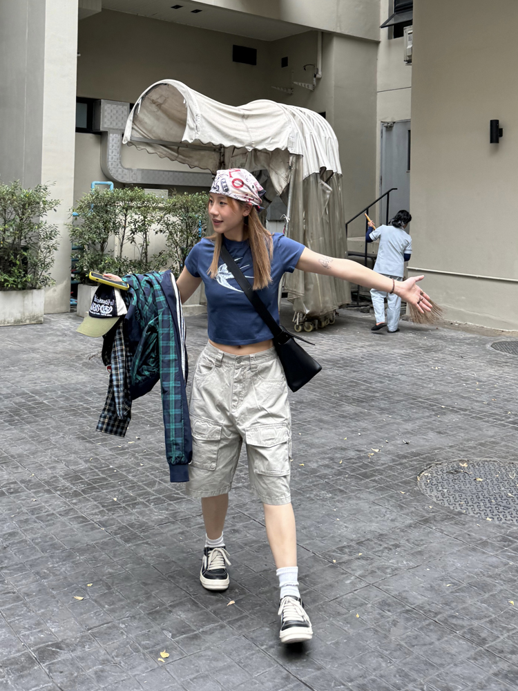 Retro Multi-Pocket Work Shorts for Men and Women - Casual Loose Washed Straight-Leg 5-Point Shorts in Japanese Summer Style Retro Multi-Pocket Work Shorts for Men and Women - Casual Loose Washed Straight-Leg 5-Point Shorts in Japanese Summer Style