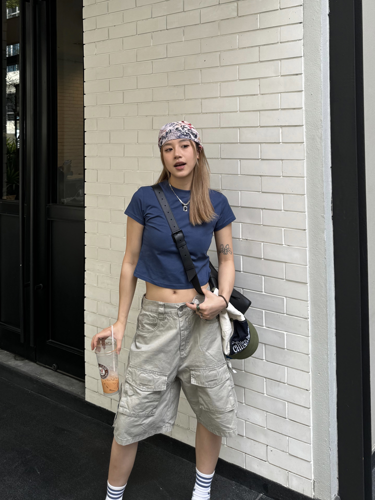 Retro Multi-Pocket Work Shorts for Men and Women - Casual Loose Washed Straight-Leg 5-Point Shorts in Japanese Summer Style Retro Multi-Pocket Work Shorts for Men and Women - Casual Loose Washed Straight-Leg 5-Point Shorts in Japanese Summer Style